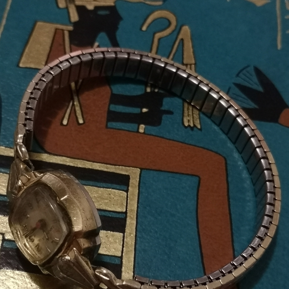 Caravelle vintage  watch